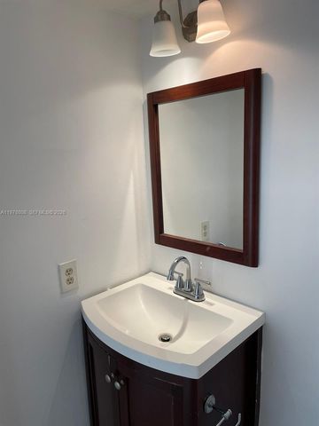 851 Three Islands Blvd 109, Hallandale Beach, FL 33009