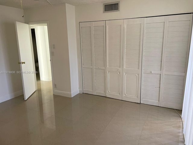 851 Three Islands Blvd 109, Hallandale Beach, FL 33009