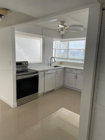 851 Three Islands Blvd 109, Hallandale Beach, FL 33009