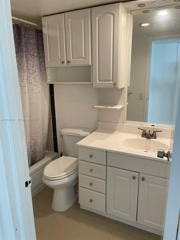 851 Three Islands Blvd 109, Hallandale Beach, FL 33009