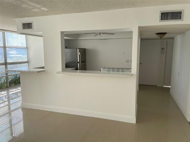 851 Three Islands Blvd 109, Hallandale Beach, FL 33009