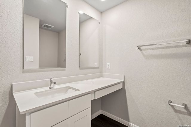 8502 Smithers Avenue, San Antonio, TX 78252