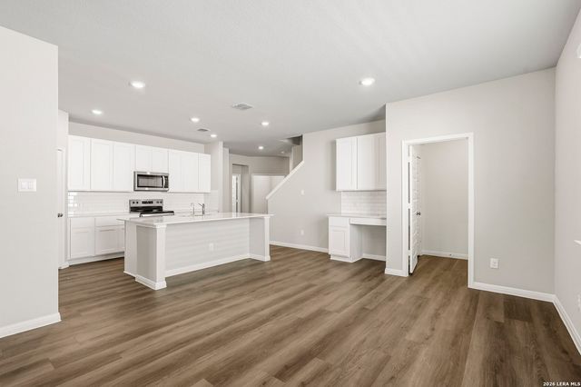 8502 Smithers Avenue, San Antonio, TX 78252