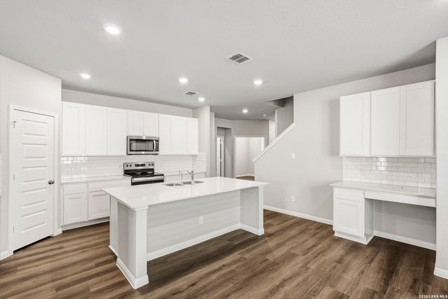 8502 Smithers Avenue, San Antonio, TX 78252