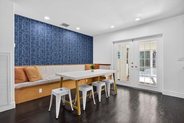 736 NE 34th Court, Oakland Park, FL 33334