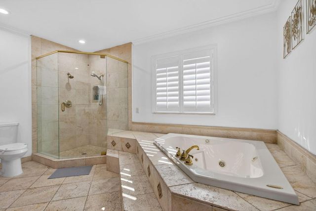 736 NE 34th Court, Oakland Park, FL 33334