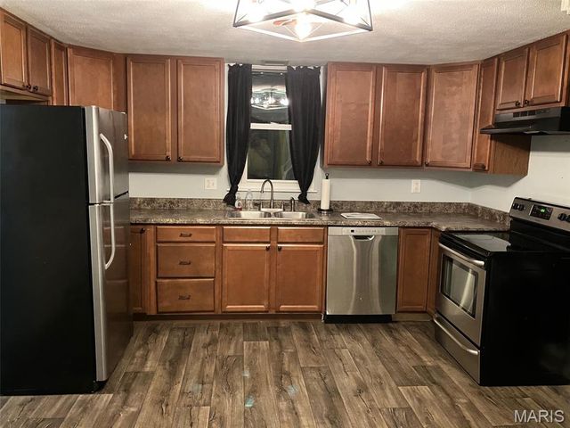 319 S Madison Street, Trenton, IL 62293