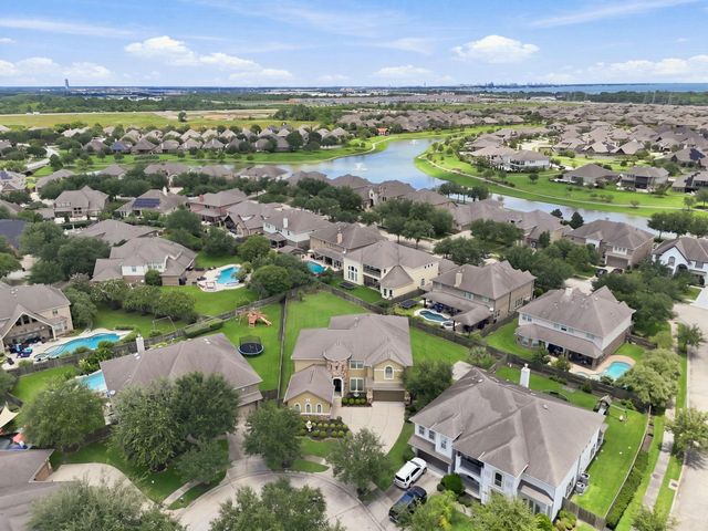 2407 Mallorca Pass, League City, TX 77573