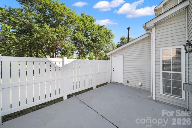 14721 Lions Pride Court, Charlotte, NC 28273
