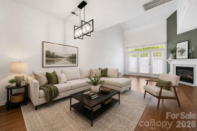 14721 Lions Pride Court, Charlotte, NC 28273