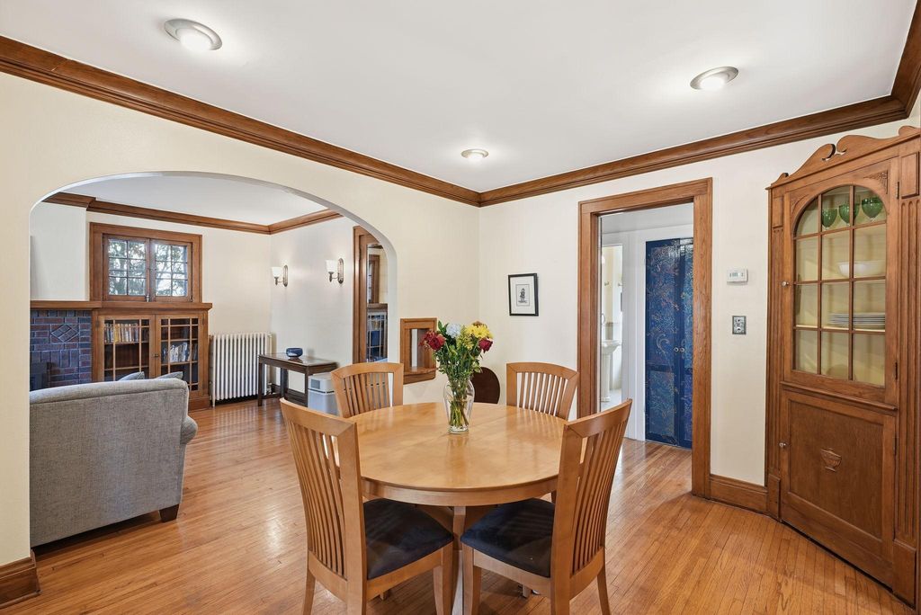 442 Mount Curve Boulevard, Saint Paul, MN 55105 — photo 5
