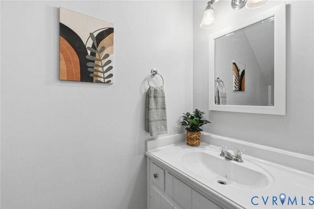 13003 Ashtree Rd, Chesterfield, VA 23114