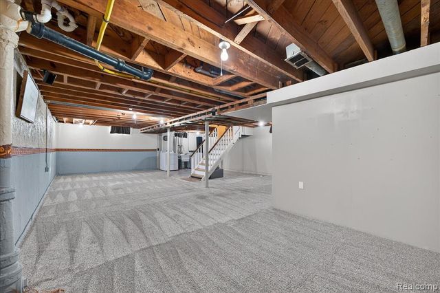 19145 Snow Avenue, Dearborn, MI 48124