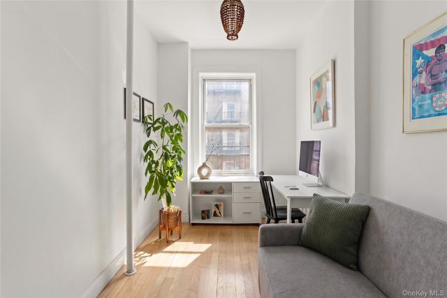 45-08 40th C44, Sunnyside, NY 11104