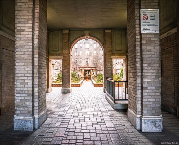 45-08 40th C44, Sunnyside, NY 11104