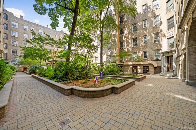 45-08 40th C44, Sunnyside, NY 11104