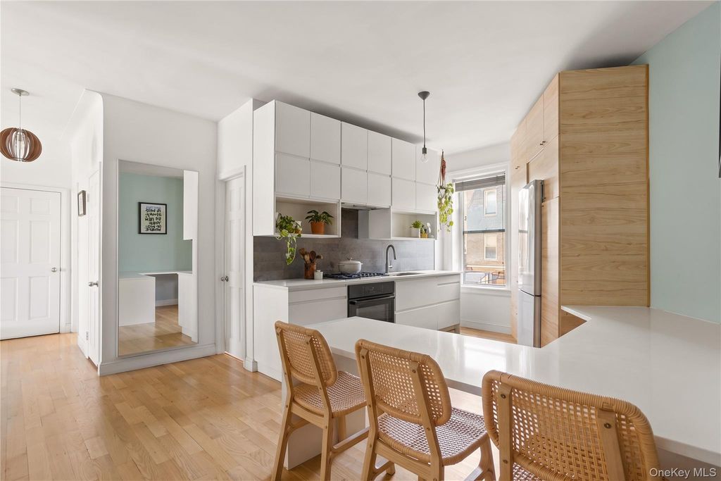 45-08 40th C44, Sunnyside, NY 11104 — photo 2