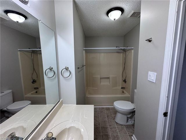 718 Hecate DR, Virginia Beach, VA 23454