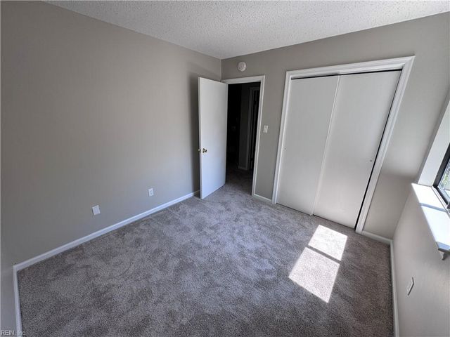 718 Hecate DR, Virginia Beach, VA 23454