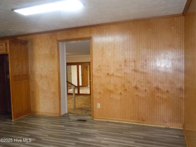 7424 James B White Highway S, Whiteville, NC 28472