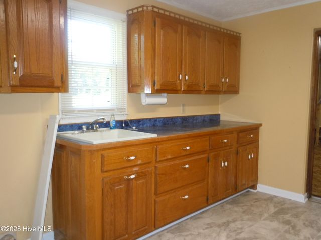 7424 James B White Highway S, Whiteville, NC 28472