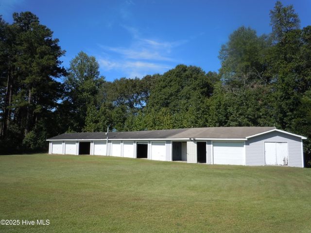 7424 James B White Highway S, Whiteville, NC 28472