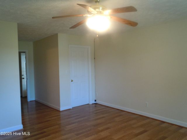 7424 James B White Highway S, Whiteville, NC 28472