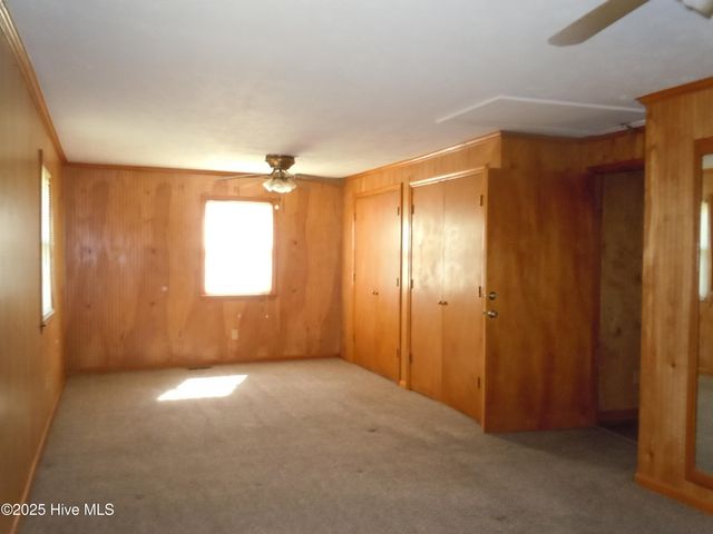 7424 James B White Highway S, Whiteville, NC 28472