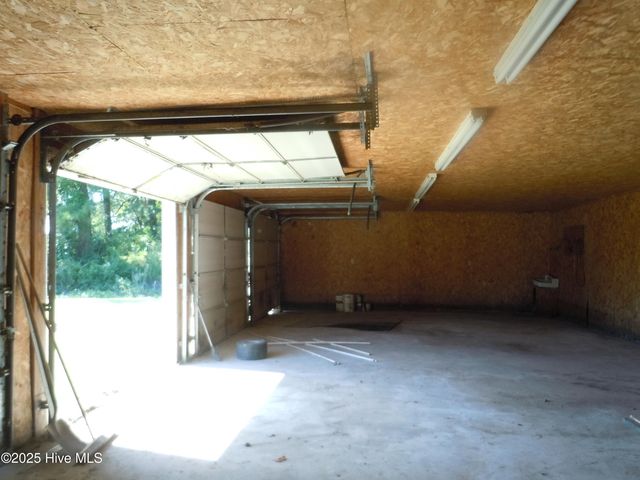 7424 James B White Highway S, Whiteville, NC 28472