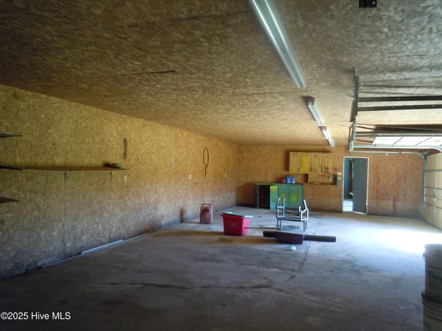 7424 James B White Highway S, Whiteville, NC 28472