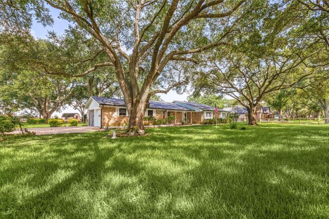 3530 Katy Hockley Road, Katy, TX 77493