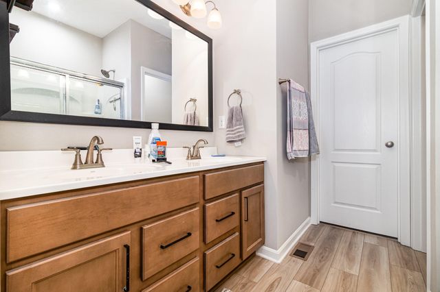 11119 Dairybarn Lane, Alexandria, KY 41001