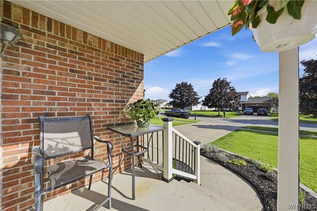 14 Quail Hollow, Lancaster, NY 14086