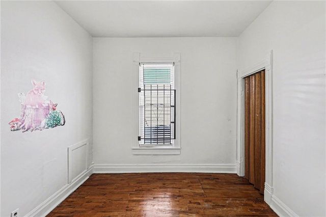 2122 Summit Street, Kansas City, MO 64108