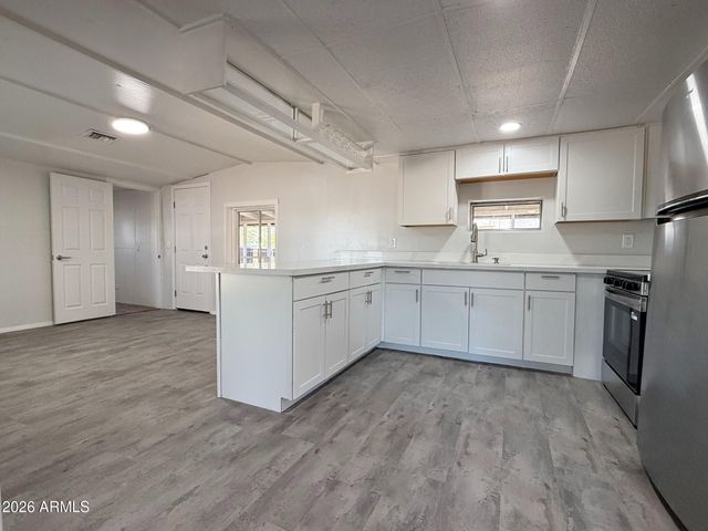 217 N 80TH Place, Mesa, AZ 85207