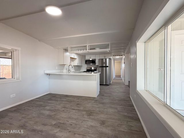217 N 80TH Place, Mesa, AZ 85207