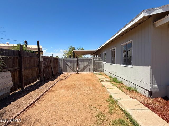 217 N 80TH Place, Mesa, AZ 85207