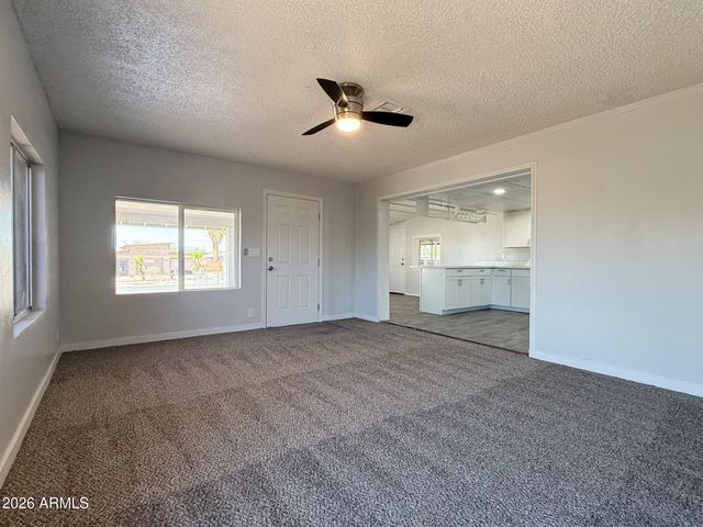 217 N 80TH Place, Mesa, AZ 85207