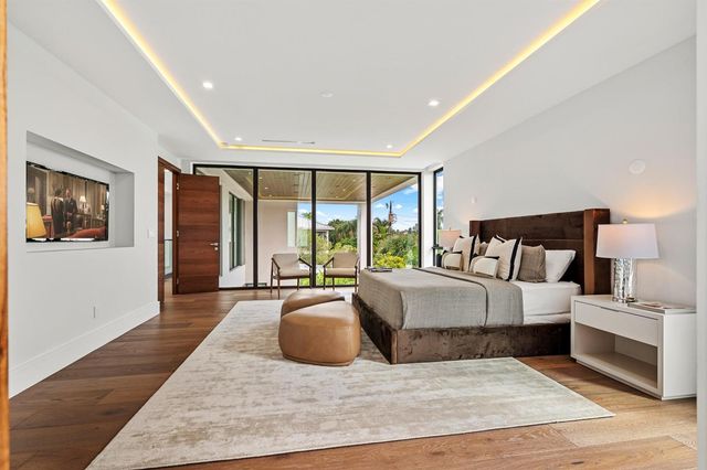 2000 Harbourview Drive, Fort Lauderdale, FL 33316