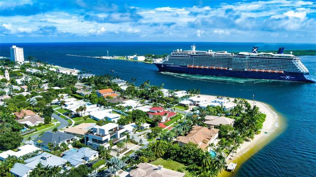 2000 Harbourview Drive, Fort Lauderdale, FL 33316