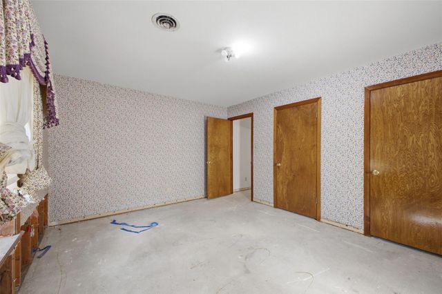214 Fm 109, New Ulm, TX 78950