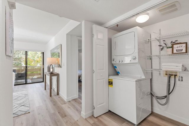 576 W Parr Avenue 1, Los Gatos, CA 95032