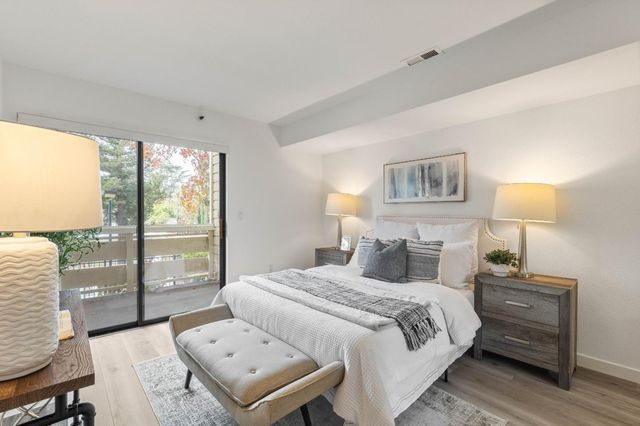 576 W Parr Avenue 1, Los Gatos, CA 95032