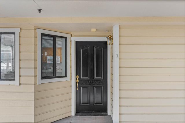 576 W Parr Avenue 1, Los Gatos, CA 95032