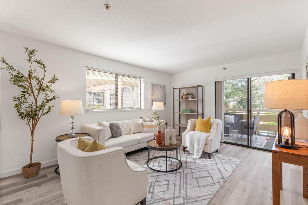 576 W Parr Avenue 1, Los Gatos, CA 95032