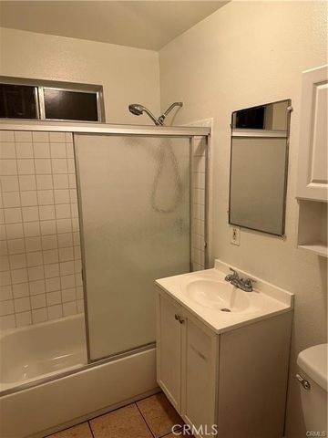 1667 E 111th, Los Angeles, CA 90059