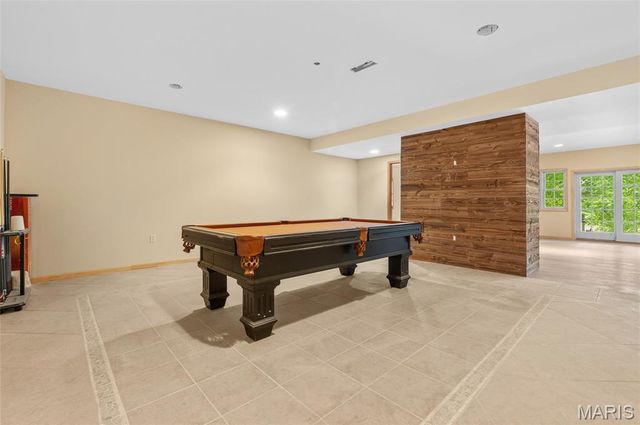 11 Kensington, Collinsville, IL 62234