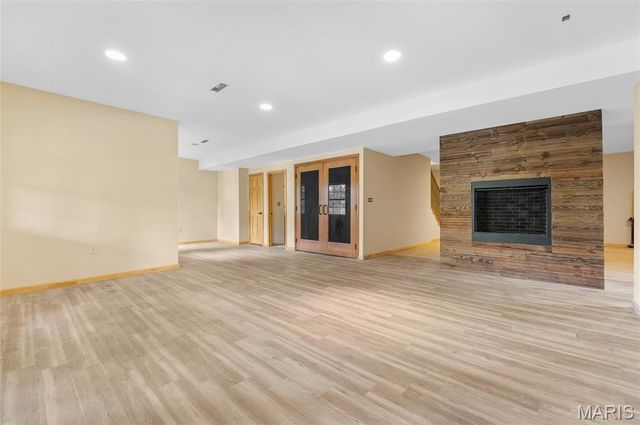 11 Kensington, Collinsville, IL 62234
