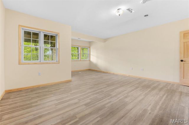 11 Kensington, Collinsville, IL 62234