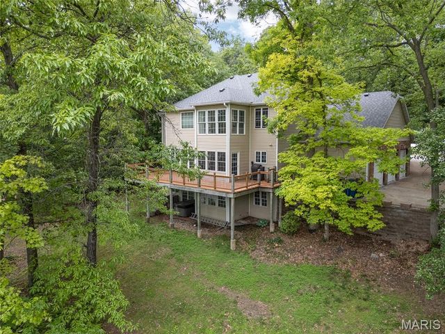 11 Kensington, Collinsville, IL 62234